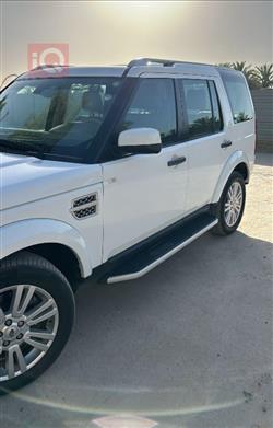 لاند روفر LR4